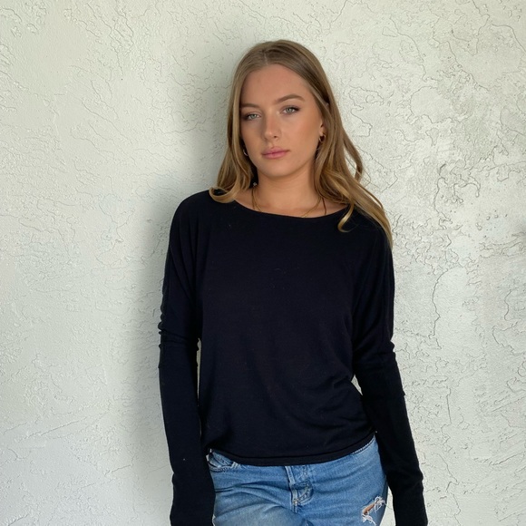 Top - Picture 2 of 2